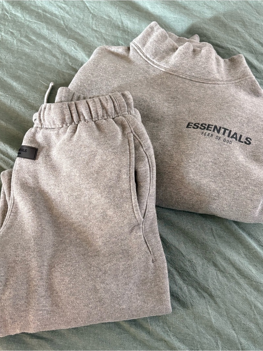 Essentials Kids Heather Grey Sweat Set - Logo Pullover & Joggers Size 8-10